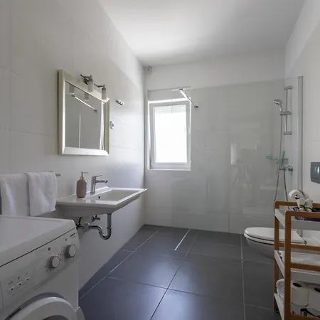 Appartement Atena B